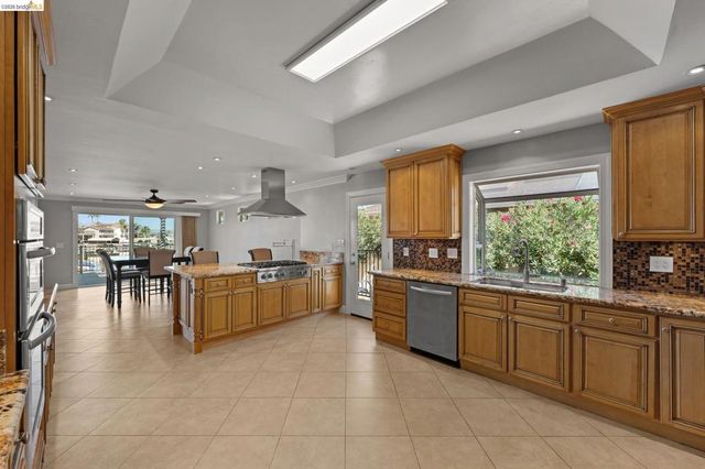1056 Discovery Bay Blvd, Discovery Bay, CA 94505