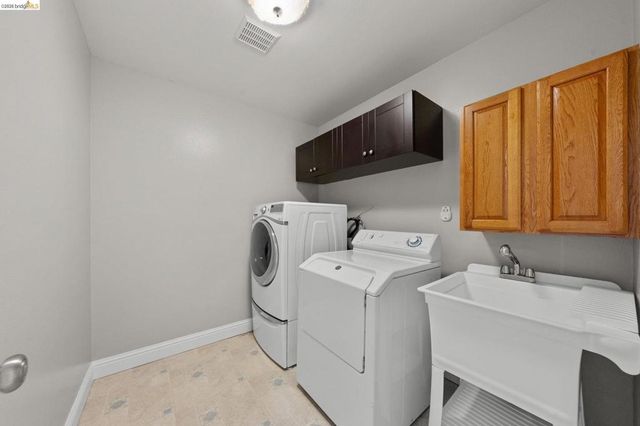 1056 Discovery Bay Blvd, Discovery Bay, CA 94505