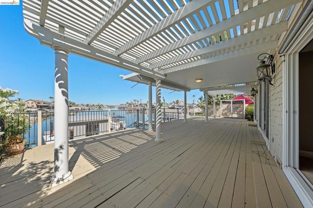 1056 Discovery Bay Blvd, Discovery Bay, CA 94505