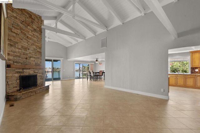 1056 Discovery Bay Blvd, Discovery Bay, CA 94505