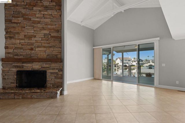 1056 Discovery Bay Blvd, Discovery Bay, CA 94505