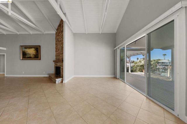 1056 Discovery Bay Blvd, Discovery Bay, CA 94505