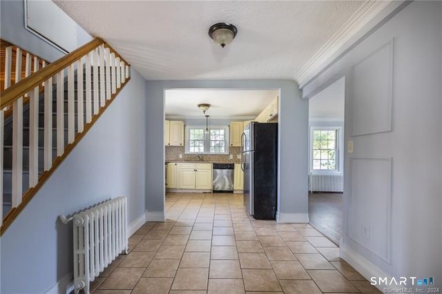 480 Ezra Street, Bridgeport, CT 06606