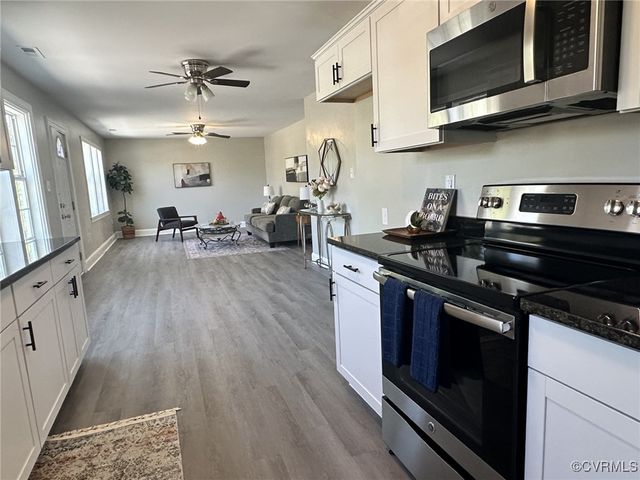 3318 Courthouse Rd, Hopewell, VA 23860