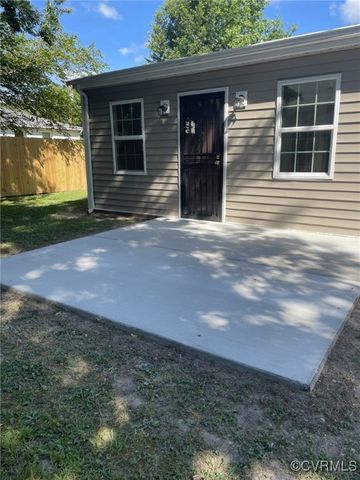3318 Courthouse Rd, Hopewell, VA 23860