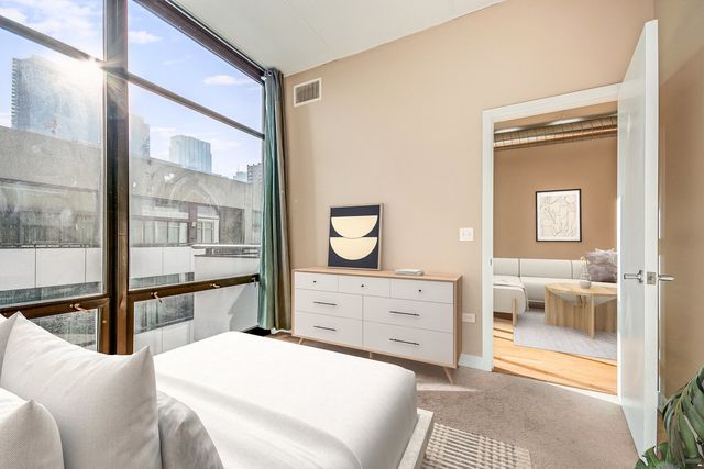 660 W Wayman Street 707, Chicago, IL 60661