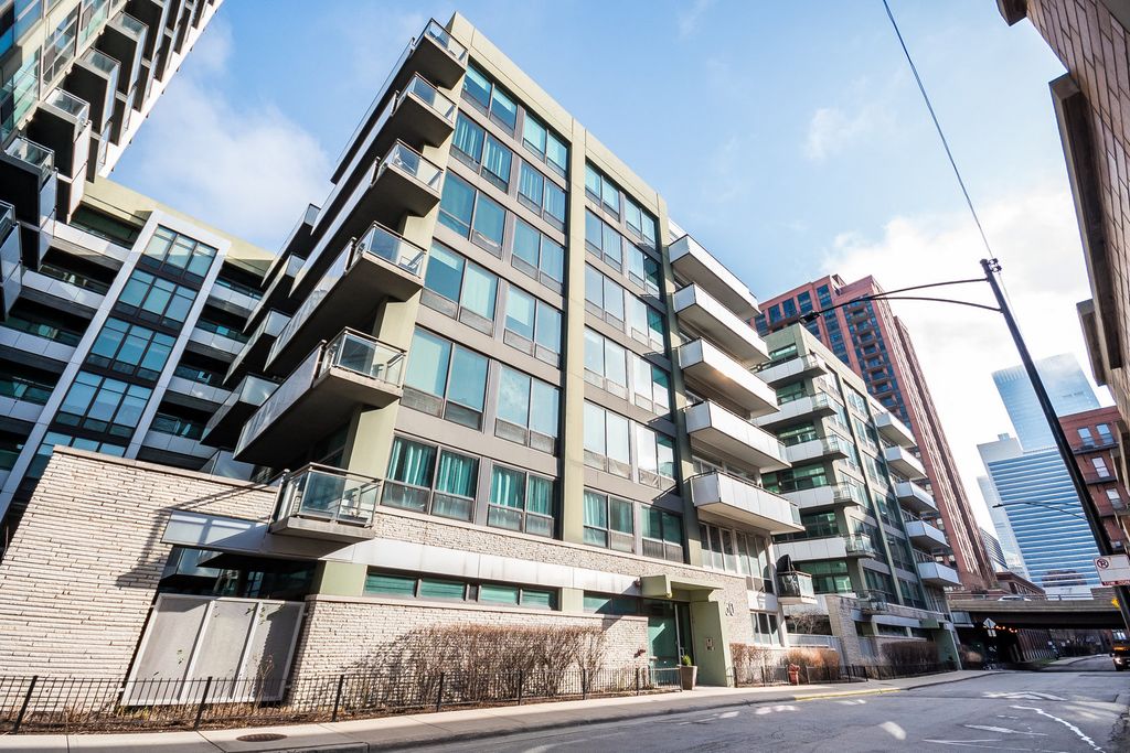660 W Wayman Street 707, Chicago, IL 60661