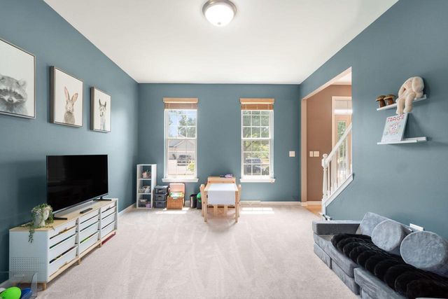 3288 W Yorkshire CIRCLE, Franklin, WI 53132