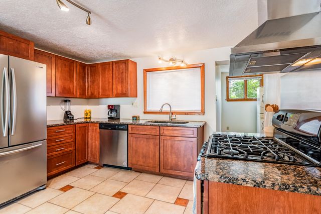 4501 8th Street NW, Albuquerque, NM 87107