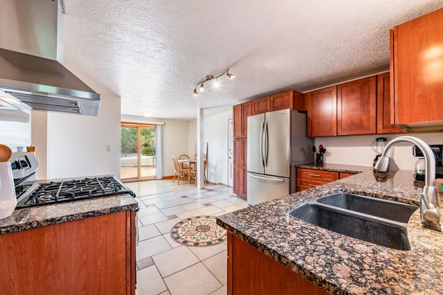 4501 8th Street NW, Albuquerque, NM 87107
