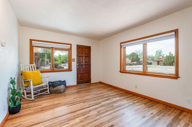 4501 8th Street NW, Albuquerque, NM 87107