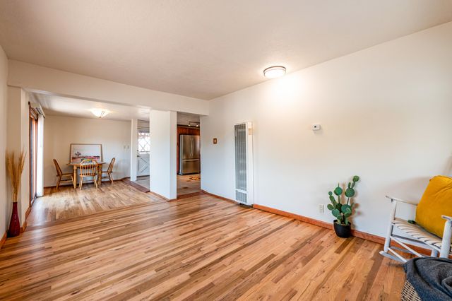 4501 8th Street NW, Albuquerque, NM 87107