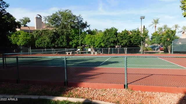 5950 N 78TH Street N 239, Scottsdale, AZ 85250