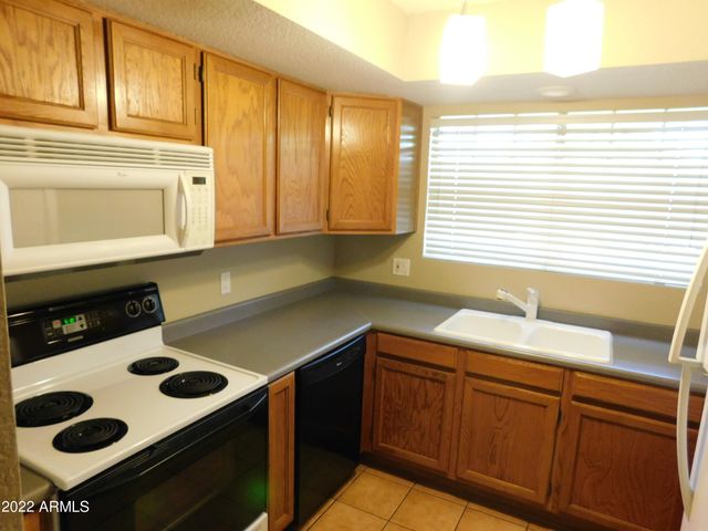 5950 N 78TH Street N 239, Scottsdale, AZ 85250