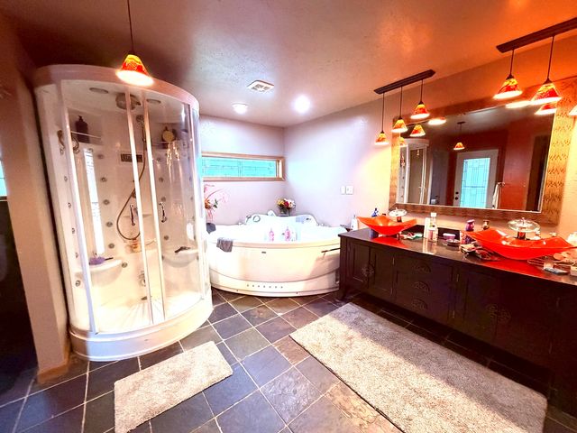 658 Deerfield Road, Walnut Hill, IL 62893