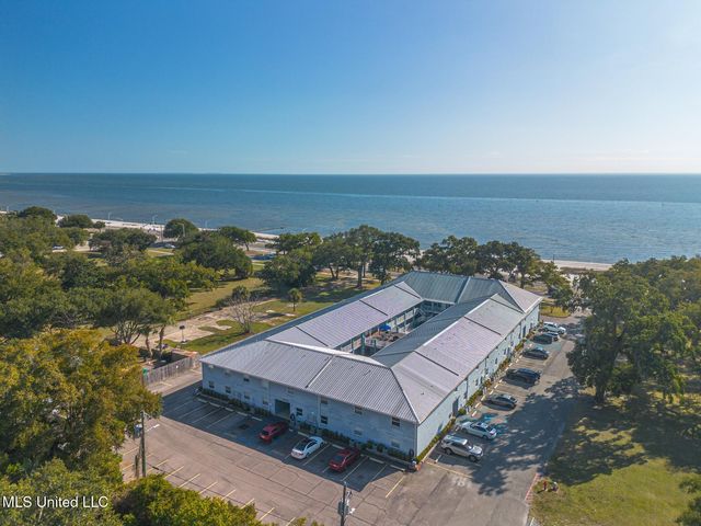 1282 Beach Boulevard, 206, Biloxi, MS 39530