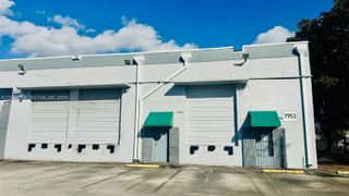 7953 NW 64th St, Medley, FL 33166