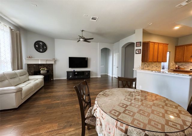 414 Lakefield Drive, Murphy, TX 75094