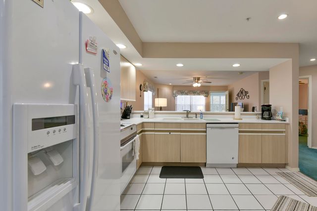 77 Anglers Pointe Drive 3, Branson, MO 65616