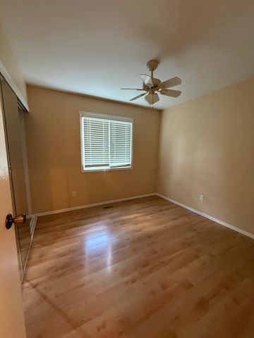 2851 GARDEN Drive, Lisle, IL 60532