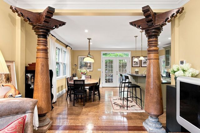 6 Menlo St, Boston, MA 02135