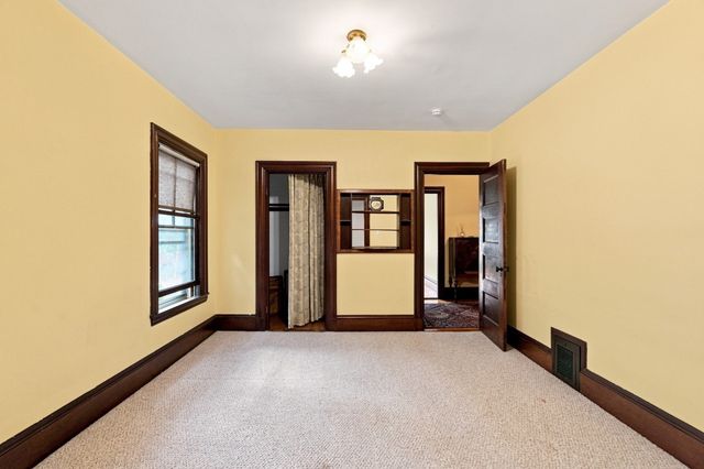 6 Menlo St, Boston, MA 02135