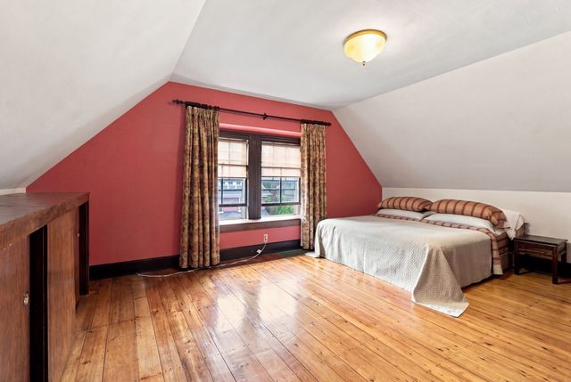 6 Menlo St, Boston, MA 02135