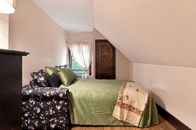 6 Menlo St, Boston, MA 02135