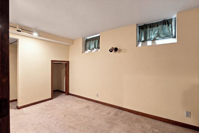 6 Menlo St, Boston, MA 02135