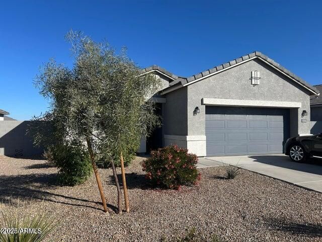 1566 E FLETCHER Drive, Casa Grande, AZ 85122
