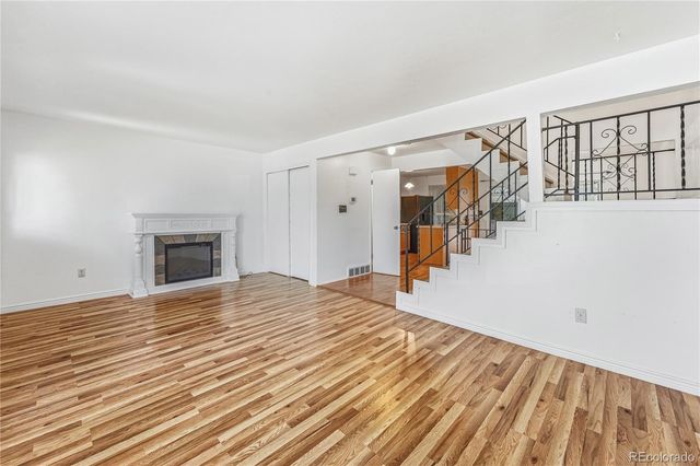 125 Paris Circle, Aurora, CO 80011