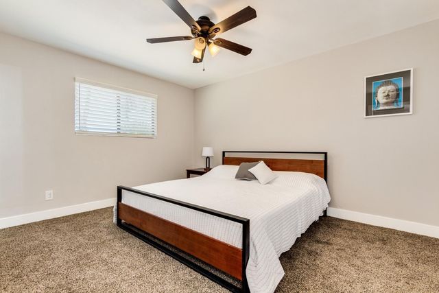 16 W Geneva Drive, Tempe, AZ 85282