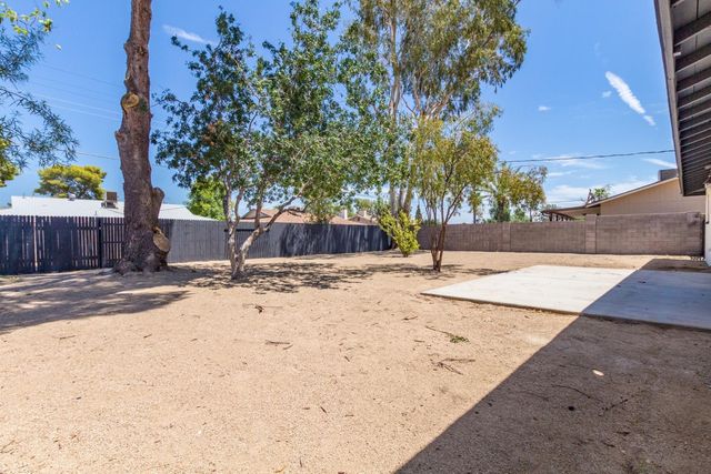 16 W Geneva Drive, Tempe, AZ 85282