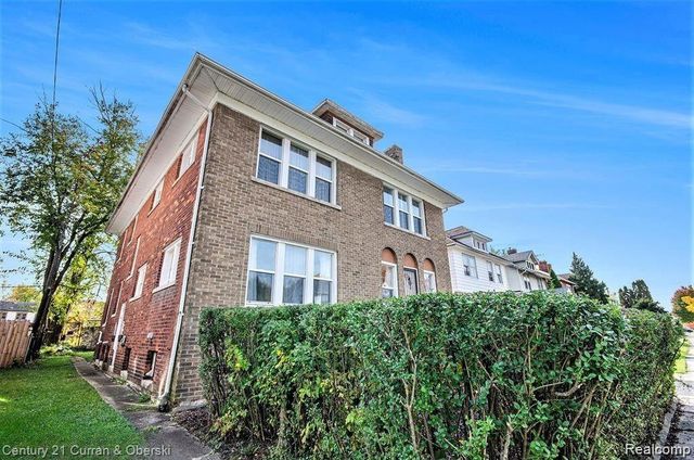 2327 Sturtevant Street, Detroit, MI 48206