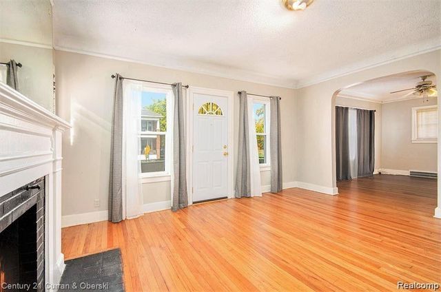 2327 Sturtevant Street, Detroit, MI 48206