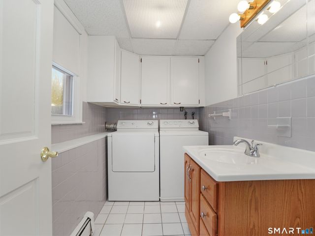 158 Mayfair Road, Fairfield, CT 06824