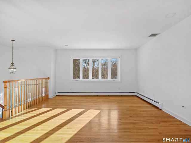 158 Mayfair Road, Fairfield, CT 06824