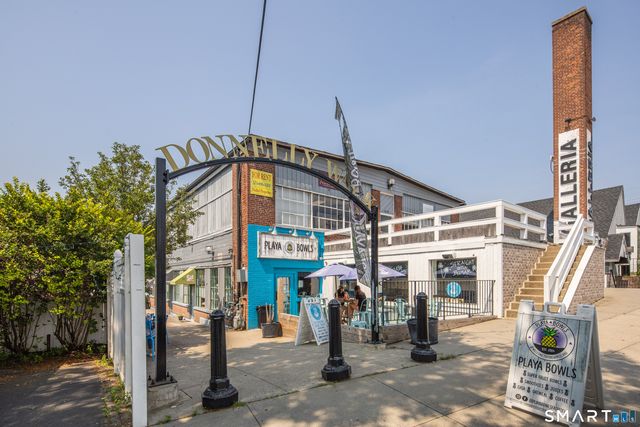 158 Mayfair Road, Fairfield, CT 06824