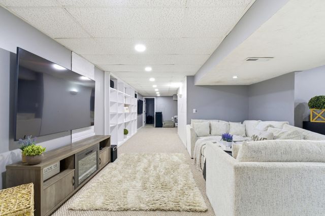 3139 Ambarwent Road, Reynoldsburg, OH 43068