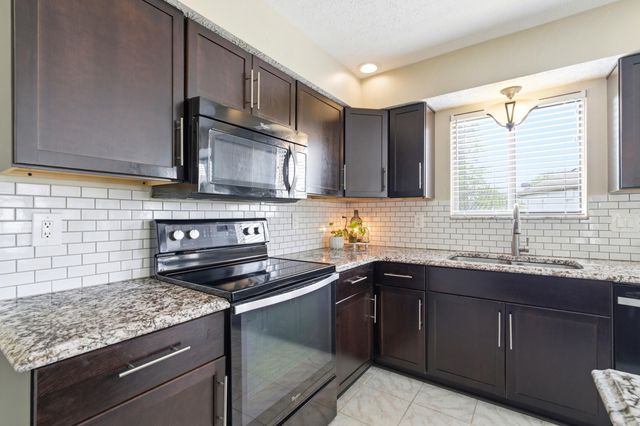 3139 Ambarwent Road, Reynoldsburg, OH 43068