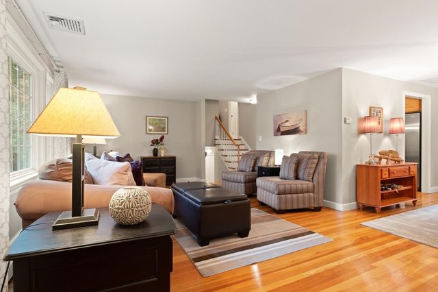 70 Longview Road, Reading, MA 01867