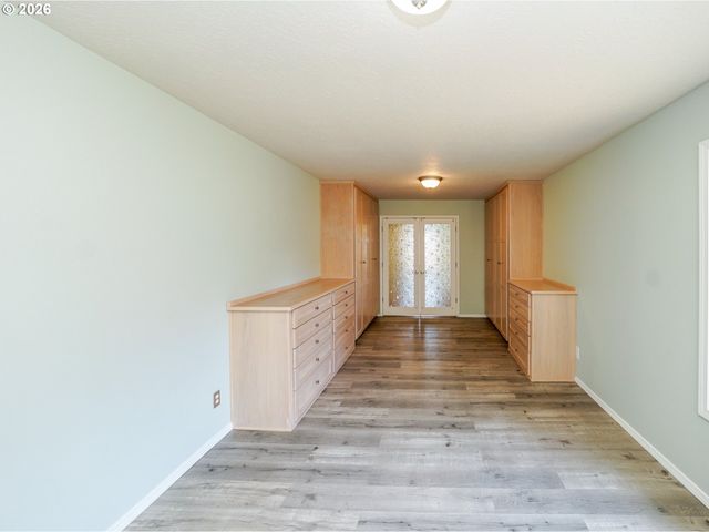 692 Burgundy Ave Ne, Keizer, OR 97303