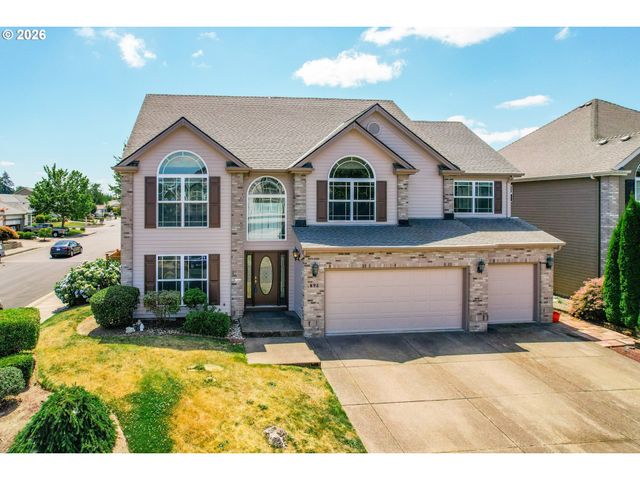692 Burgundy Ave Ne, Keizer, OR 97303