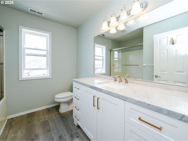 692 Burgundy Ave Ne, Keizer, OR 97303