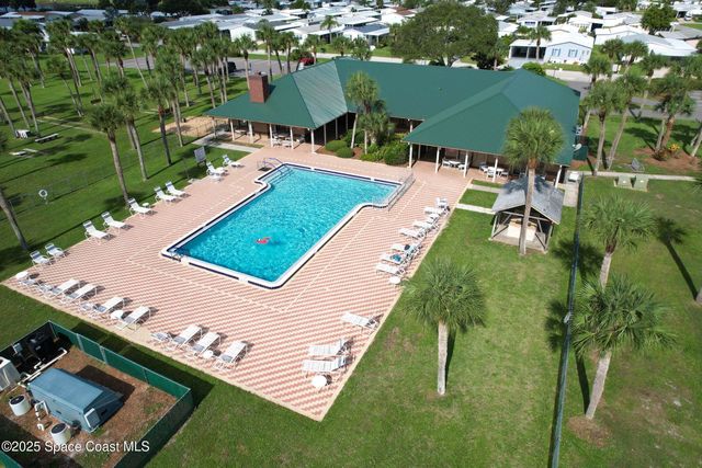 7622 Great Bear Lake Drive 30, Micco, FL 32976