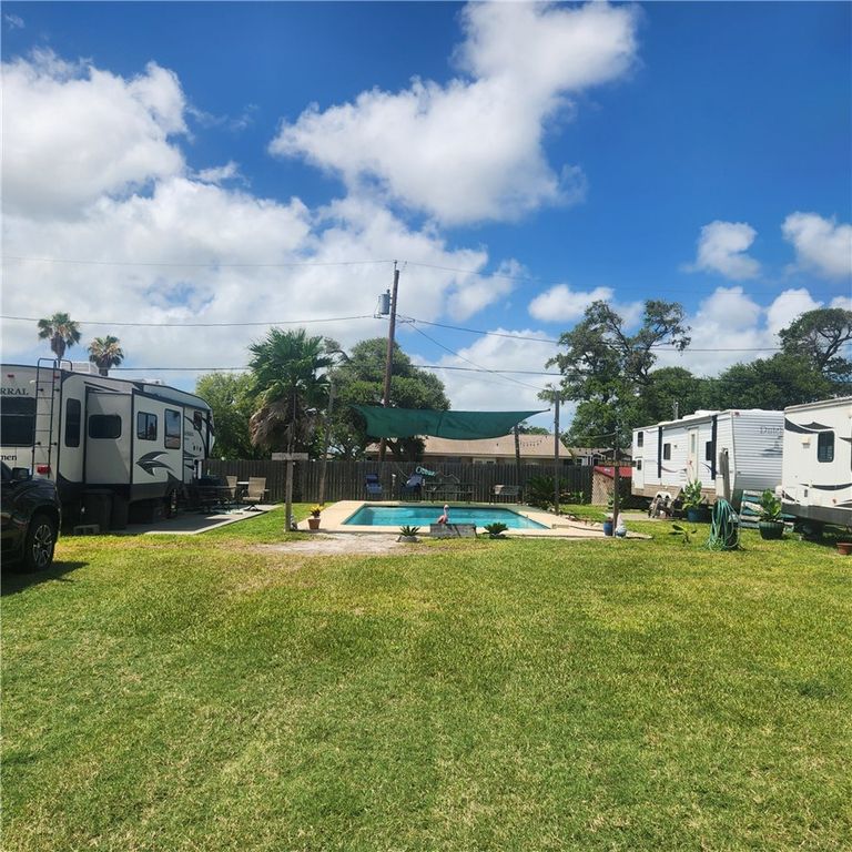 123 Bermuda Dr, Rockport, TX 78382 — photo 4