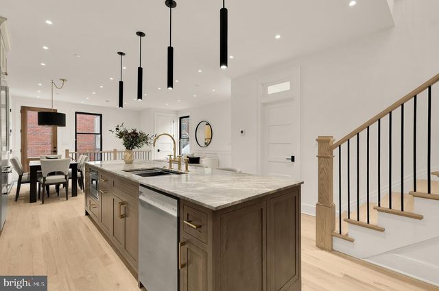 1249 4TH ST NW, Washington, DC 20001