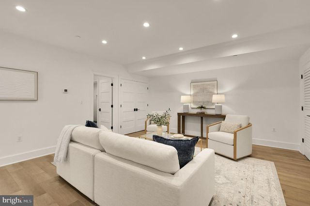 1249 4TH ST NW, Washington, DC 20001