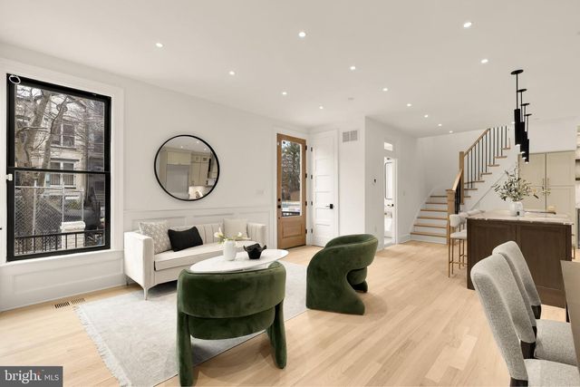 1249 4TH ST NW, Washington, DC 20001