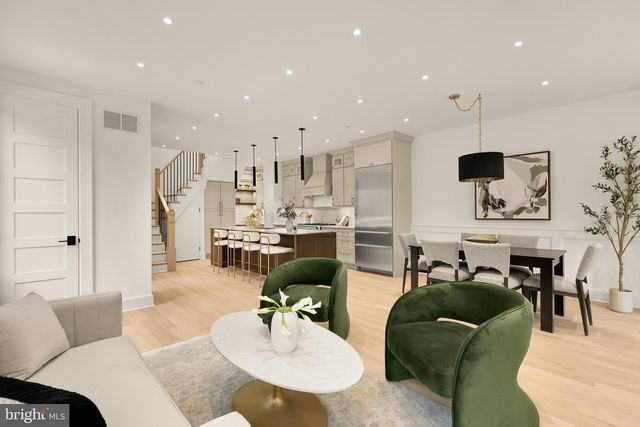 1249 4TH ST NW, Washington, DC 20001